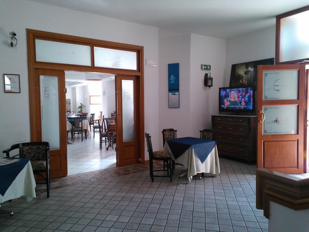 ניקוטרה Hotel Ristorante Antica Marina מראה חיצוני תמונה