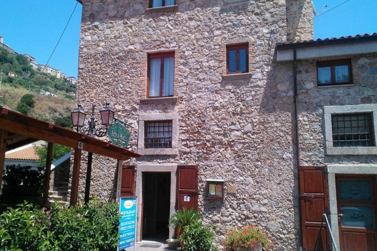 ניקוטרה Hotel Ristorante Antica Marina מראה חיצוני תמונה